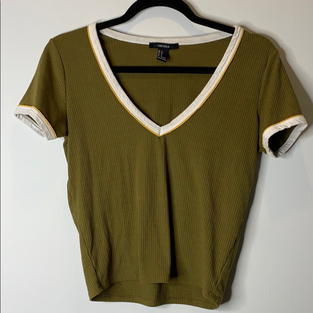FOREVER21 70s inspired green ribbed top